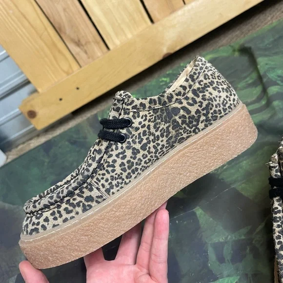 Hush Puppies Womens Sz 6.5 Bridget Animal print Leopard Suede Platform Sneakers - Picture 8 of 12